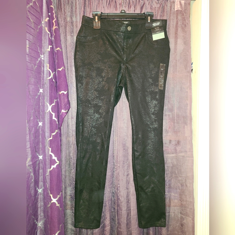 NWT Vera Wang Skinny Pants, size L